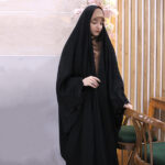 چادر گلدوزی