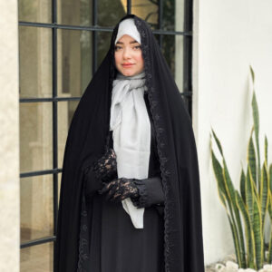 چادر سنتی گلدوزی